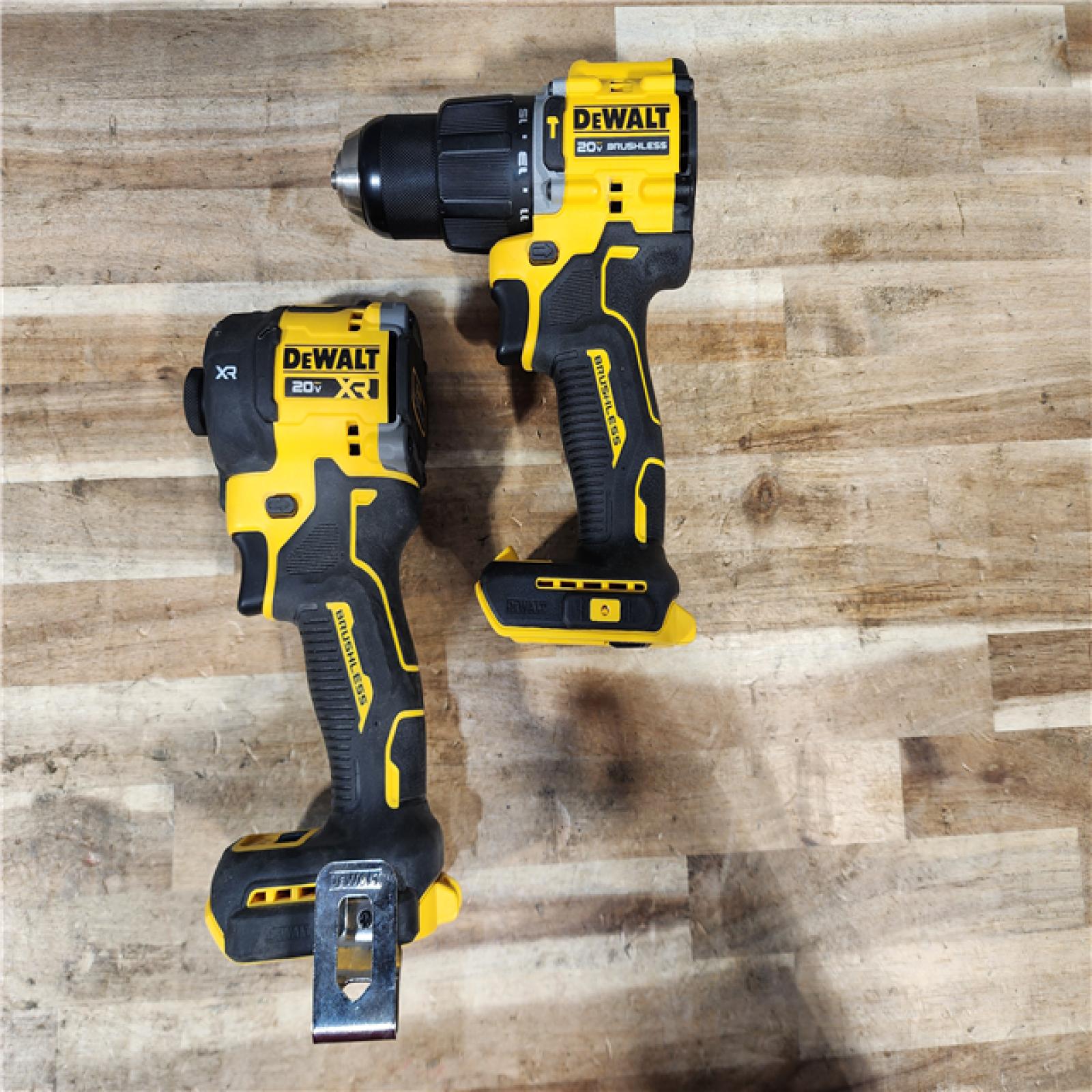 HOUSTON LOCATION - AS-IS DEWALT 2 TOOL COMBO KIT W/ (2) BATTERY & CHARGER