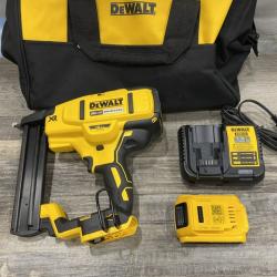 AS-IS DEWALT 20V MAX XR Lithium-Ion Cordless 18-Gauge Narrow Crown Stapler Kit