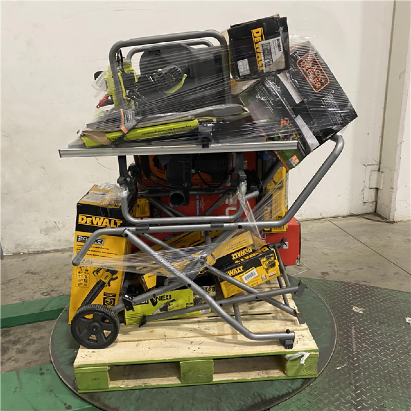 Dallas Location - As-Is Tool Pallet