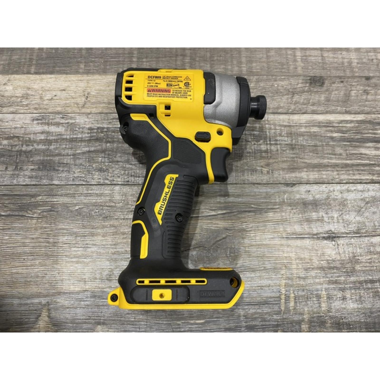 AS-IS DEWALT Atomic 20V Max Lithium-Ion Brushless Cordless Compact 1/4 in. Impact Driver Kit