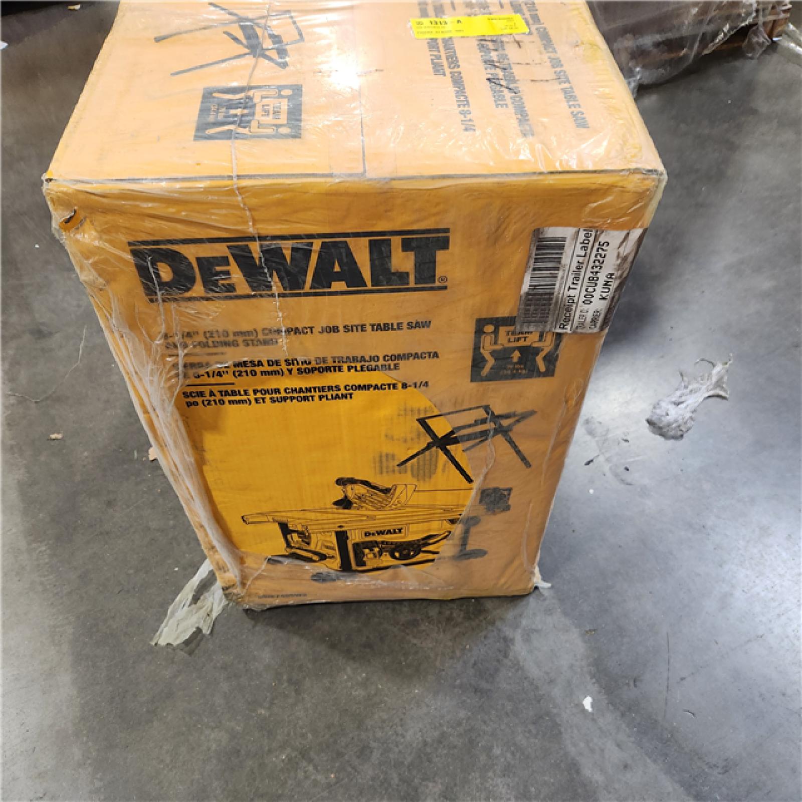 NEW- DEWALT 15 Amp Corded 8-1/4 in. Compact Jobsite Tablesaw with Compact Table Saw Stand