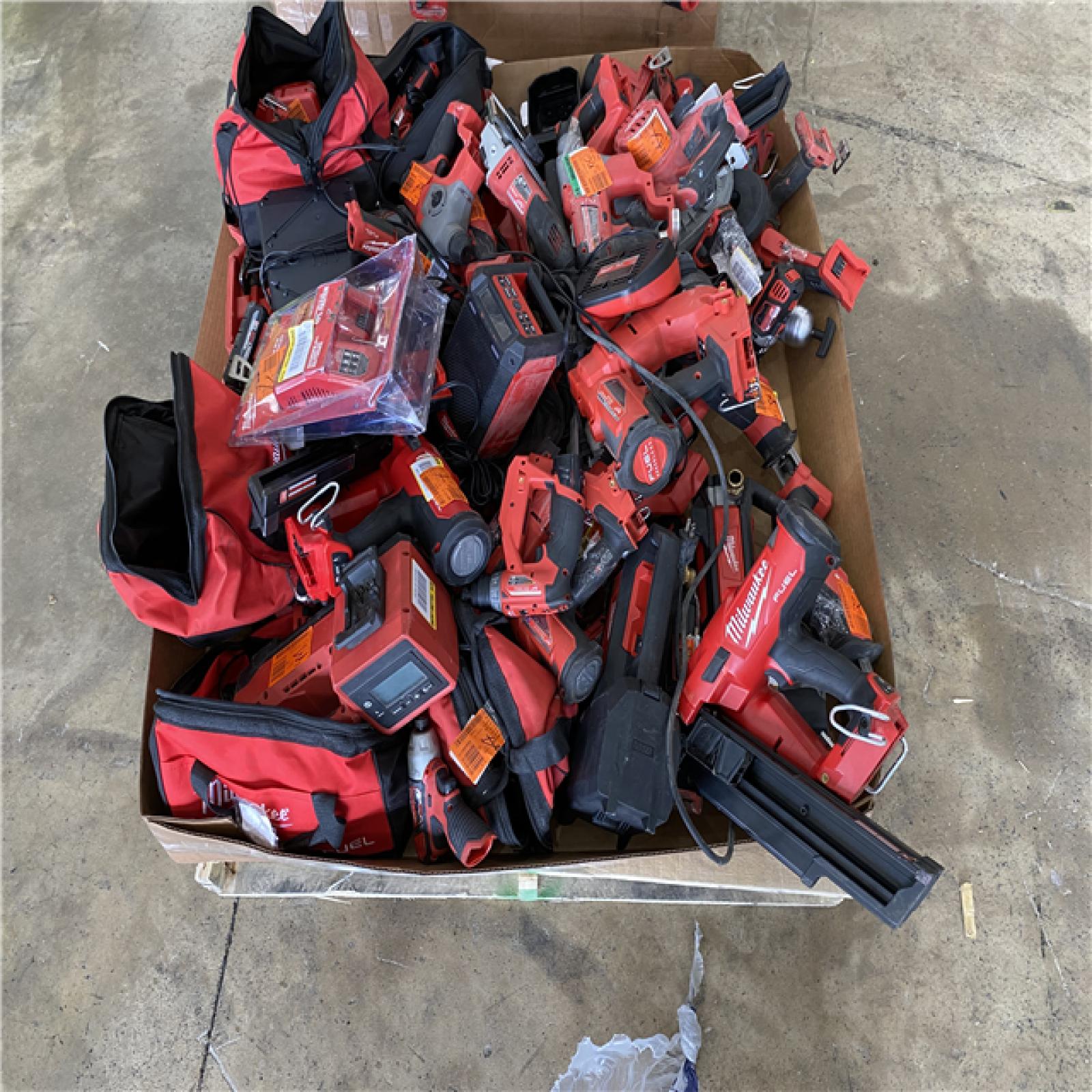 Houston Location AS IS - Tool Pallet