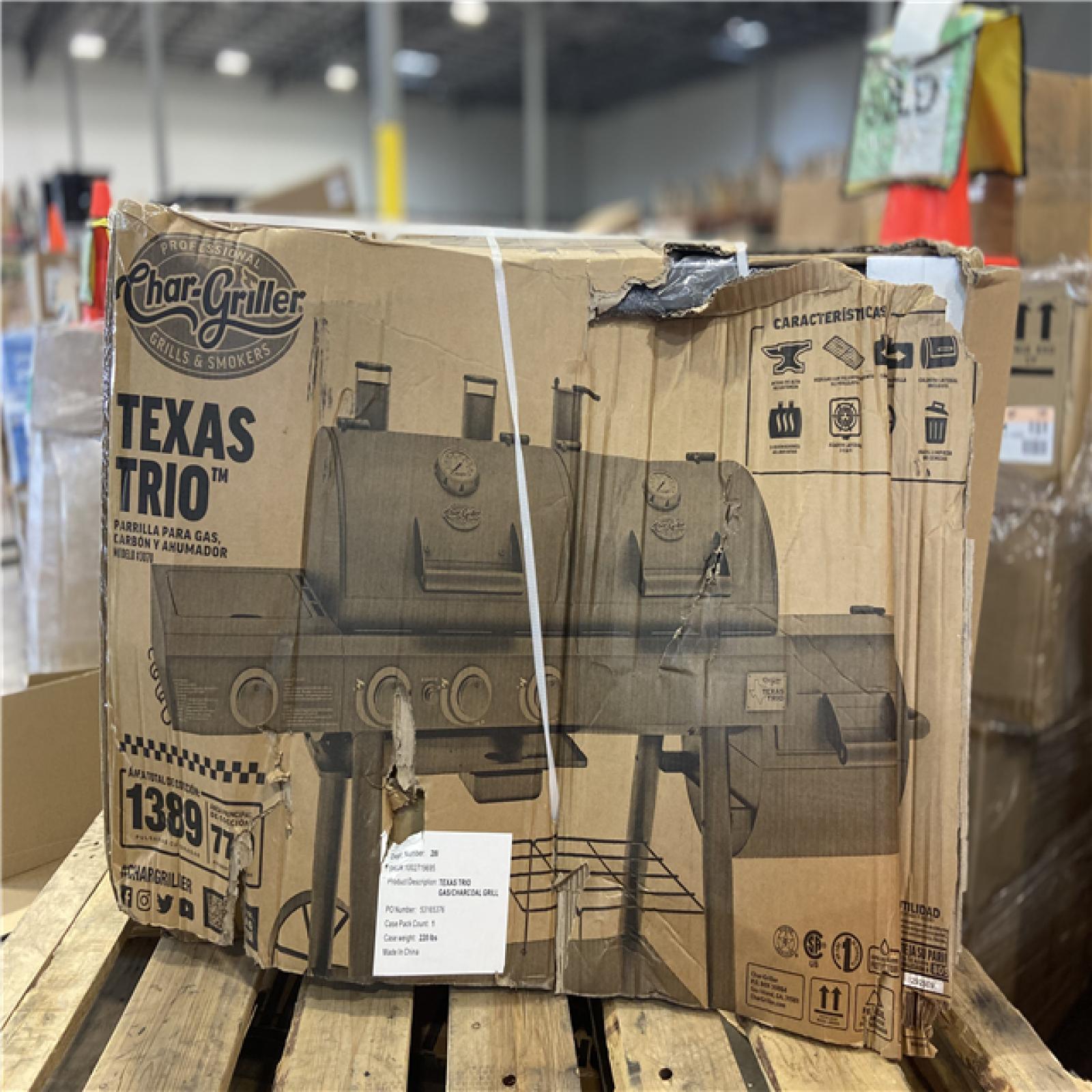 DALLAS LOCATION - Char-Griller Texas Trio 4-Burner Dual Fuel Grill with Smoker in Black