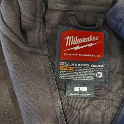 AS-IS- Milwaukee Large M12 Heated Hoodie Kit