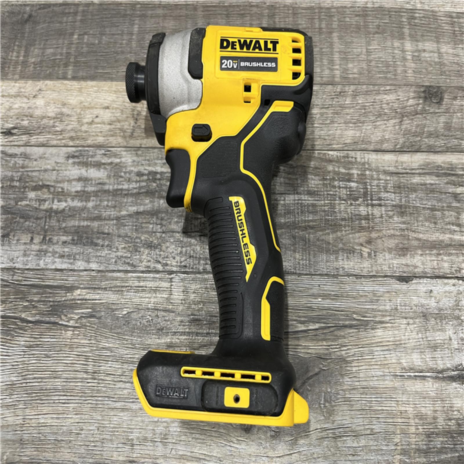 AS-IS DEWALT Atomic 20V Max Lithium-Ion Brushless Cordless Compact 1/4 in. Impact Driver Kit