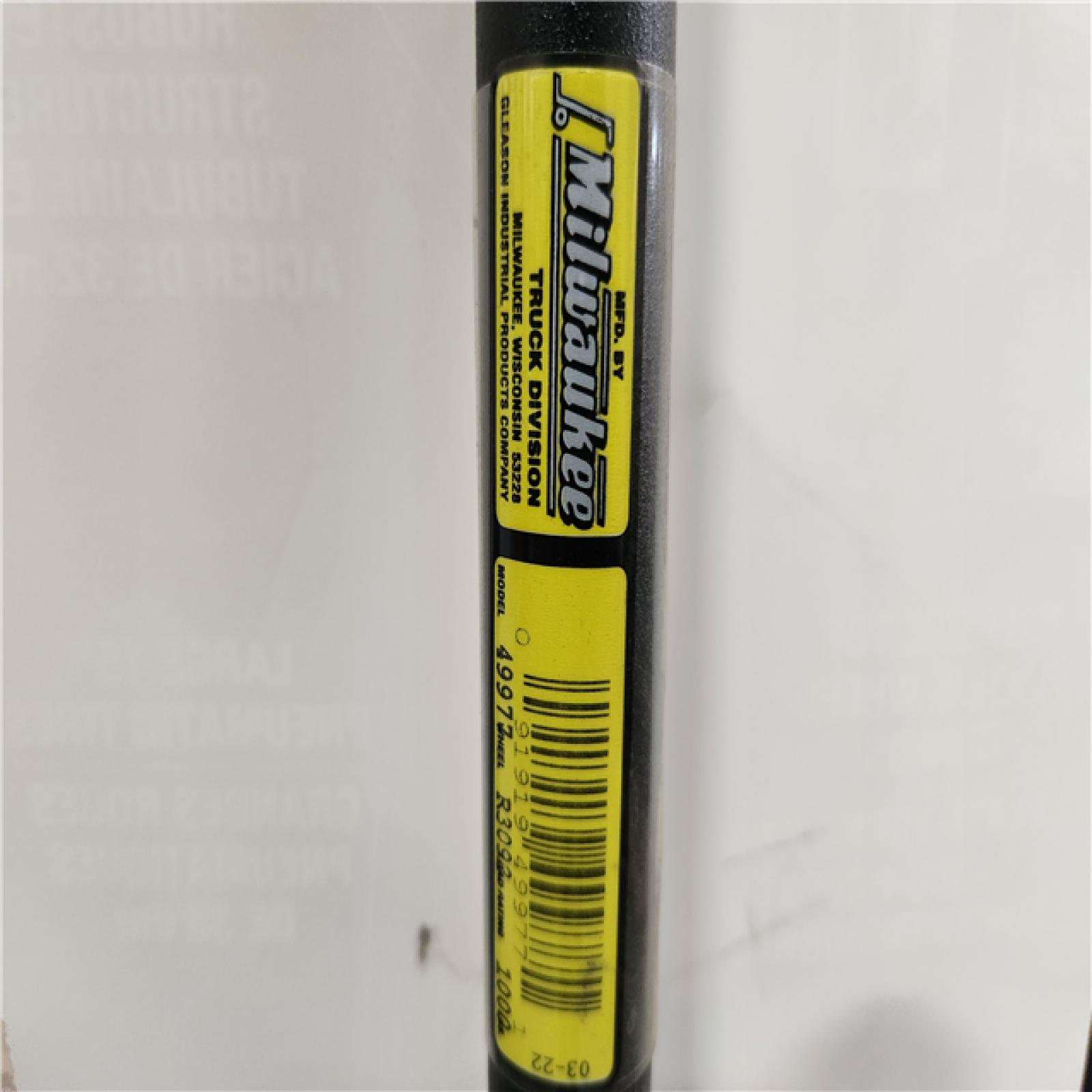 Phoenix Location 2 Milwaukee 1000 lb. Capacity P-Handle Truck