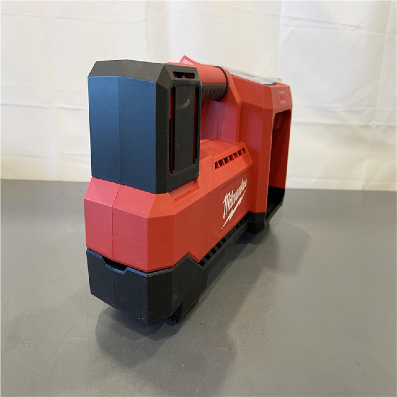 AS-IS - Milwaukee M18 18 V 150 PSI Tire Inflator