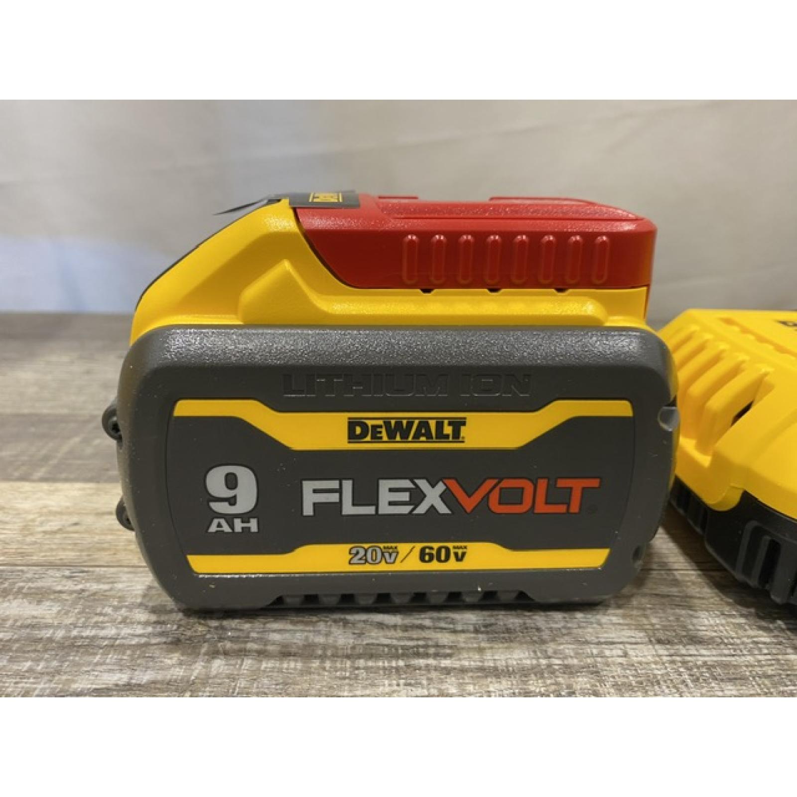 LIKE NEW - DEWALT 20V/60V MAX FLEXVOLT Lithium-Ion 9.0Ah Battery and Charger Starter Kit