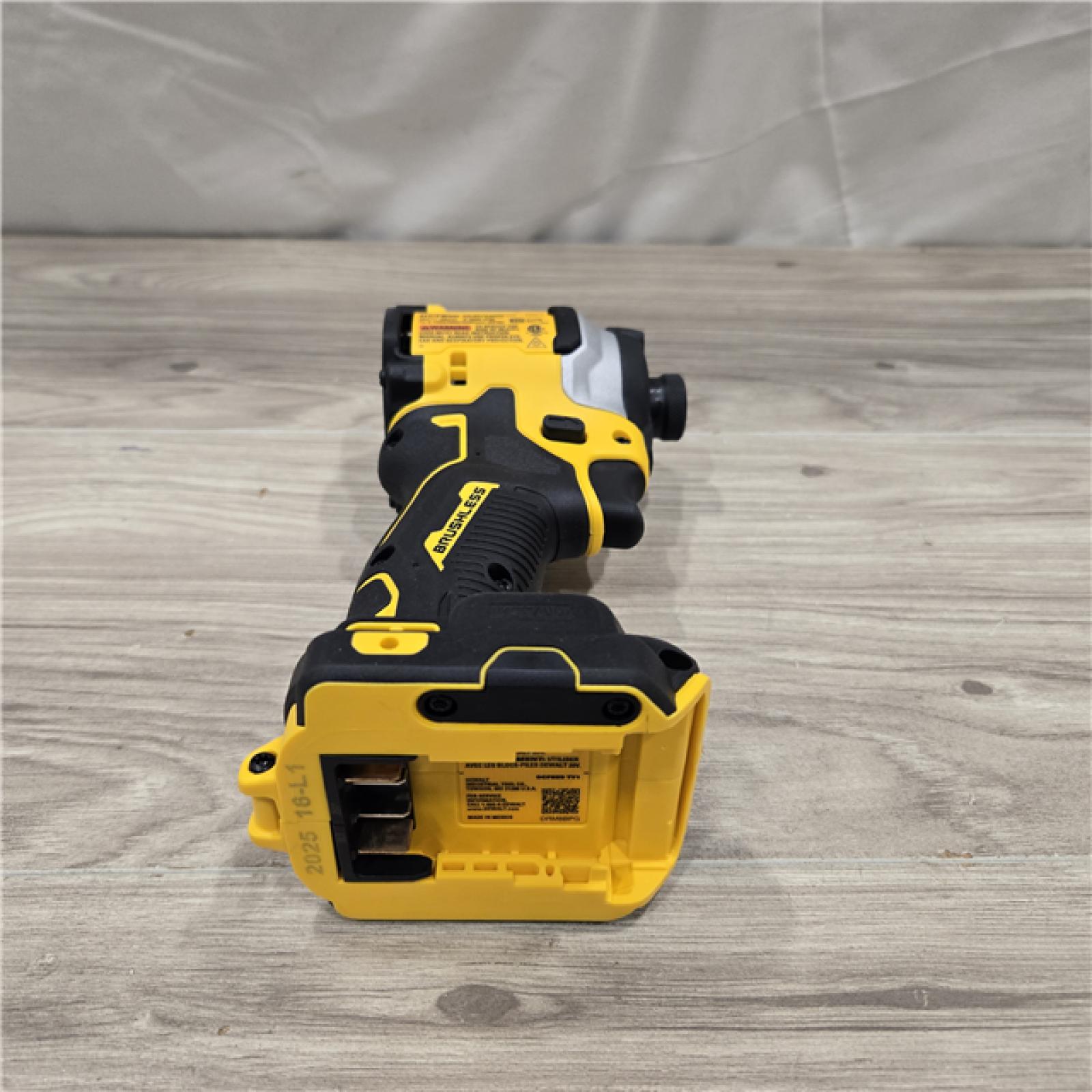 AS-IS DeWalt DCF850B 20V Cordless Compact 1/4 Impact Driver (Tool Only)