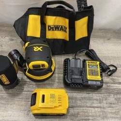 LIKE NEW - DEWALT 20V MAX XR Cordless Brushless 5 in. Random Orbital Sander Kit
