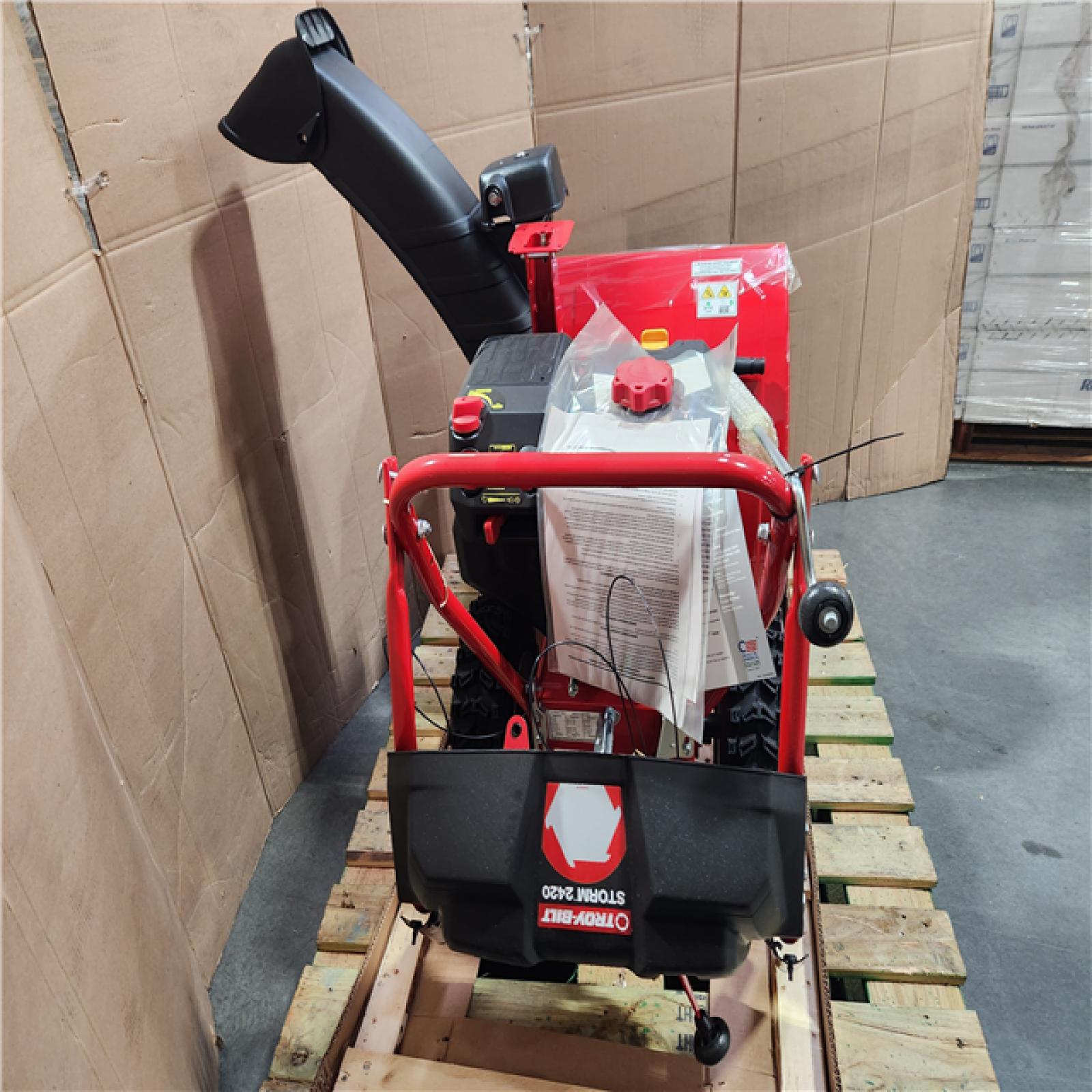 California NEW Troy-Bilt Snow Blower