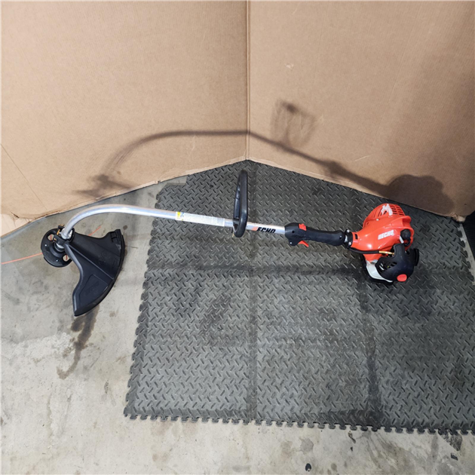 HOUSTON LOCATION - AS-IS Echo GT-225 21.2cc 2 Stroke Lightweight Durable Gas Curved Shaft String Trimmer