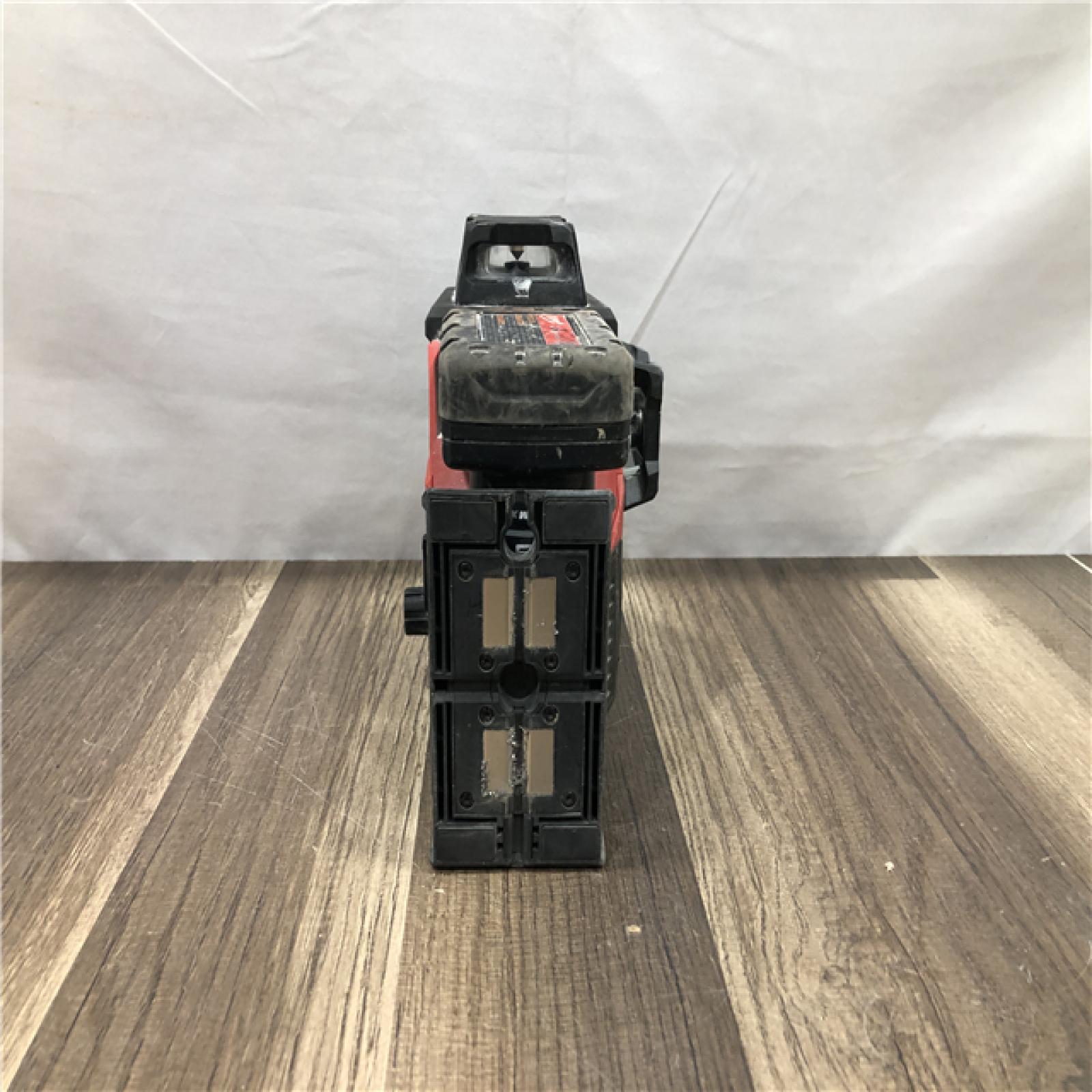 AS-IS Milwaukee M12 12-Volt Lithium-Ion Cordless Green 250 ft. 3-Plane Laser Level Kit