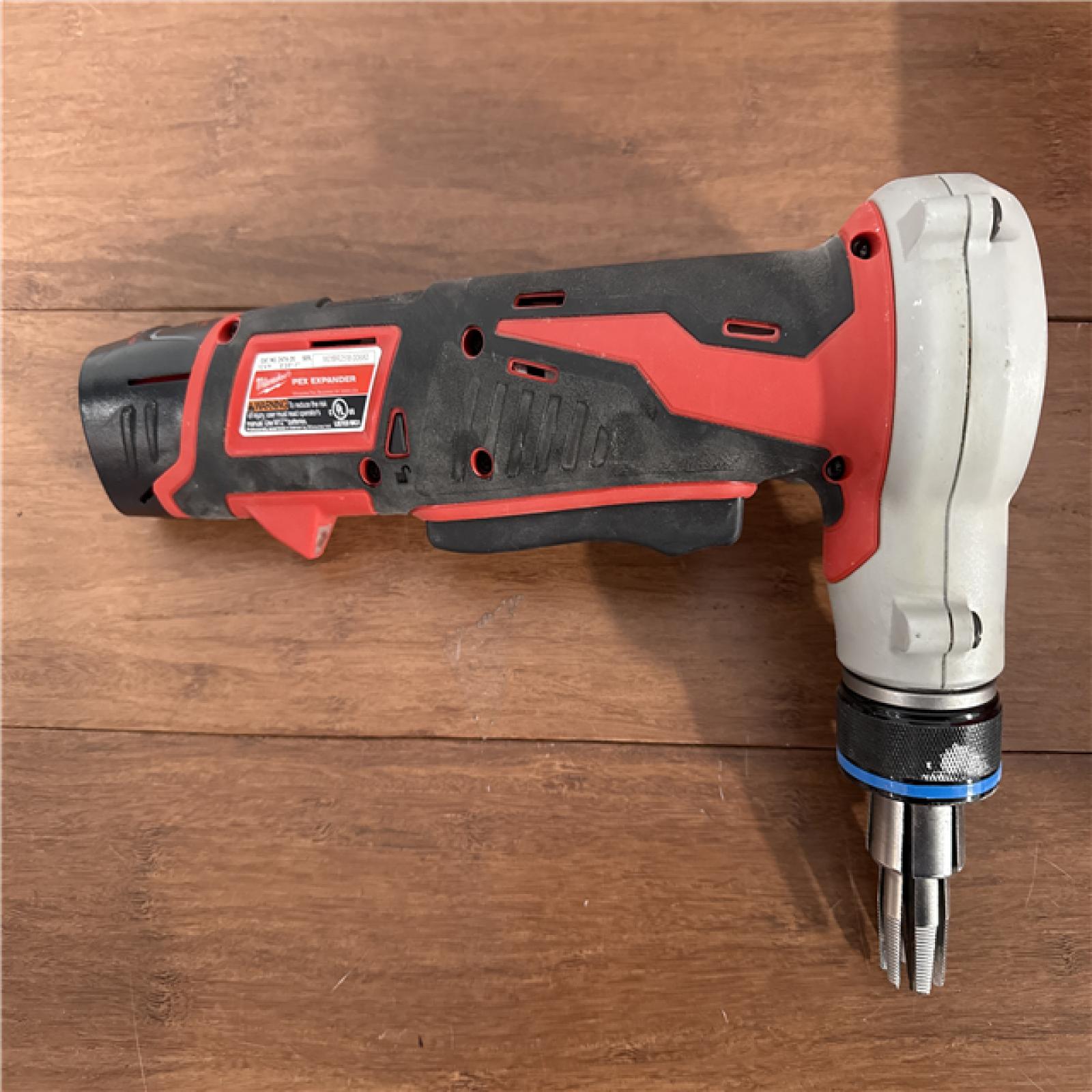 California AS-IS Milwaukee M12 Pex Expander Kit  Includes (2) Batteries  Charger & Hard Case