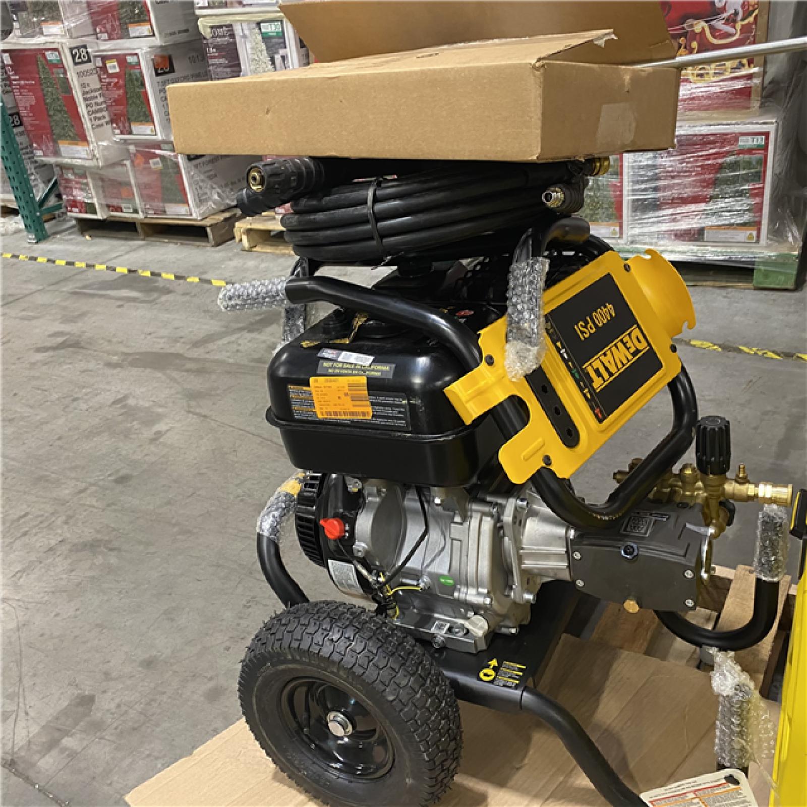 Dallas Location - As-Is DEWALT - 4400 PSI 4.0 GPM Gas Pressure Washer with