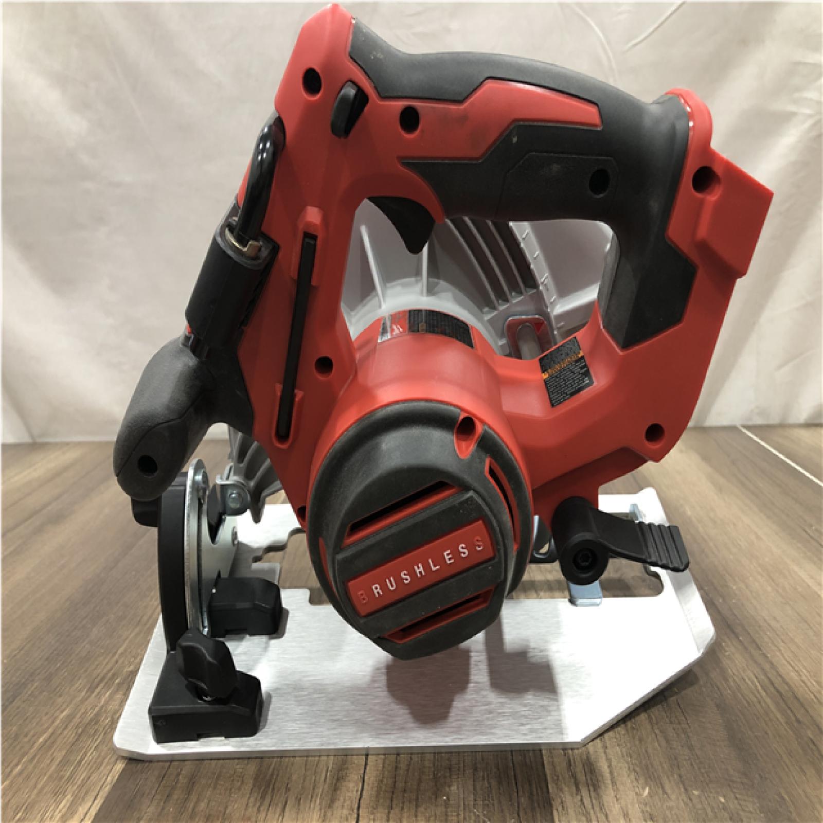 AS-IS Milwaukee 18V Lithium-Ion Brushless Cordless 7-1/4 in. Circular Saw (Tool-Only)