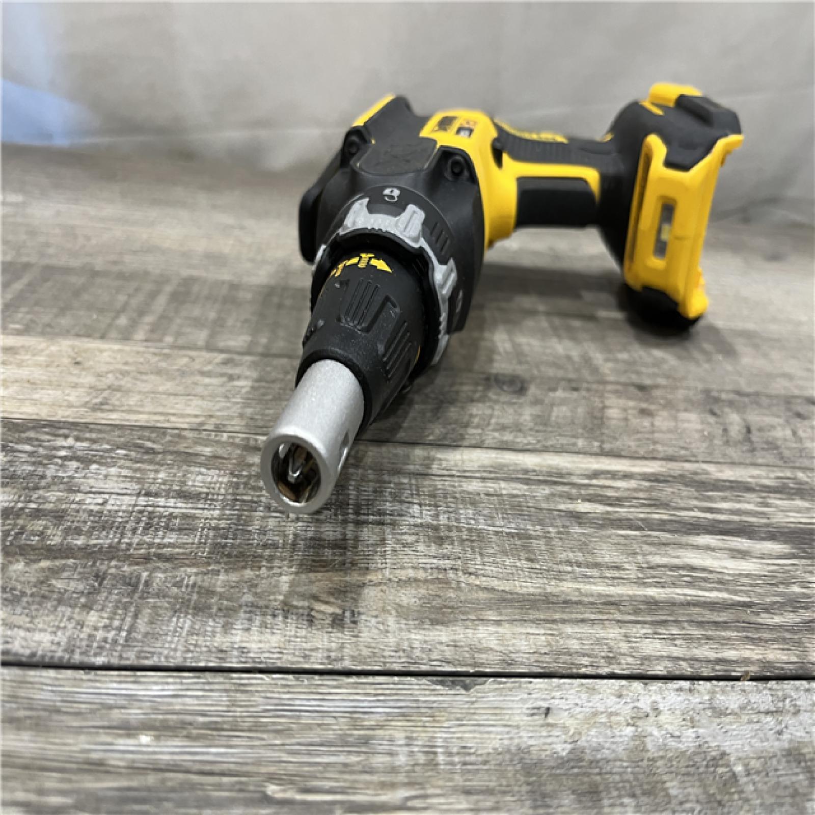 AS-IS DEWALT XR 20V MAX Lithium-Ion Cordless Brushless Screw Gun (Tool Only)