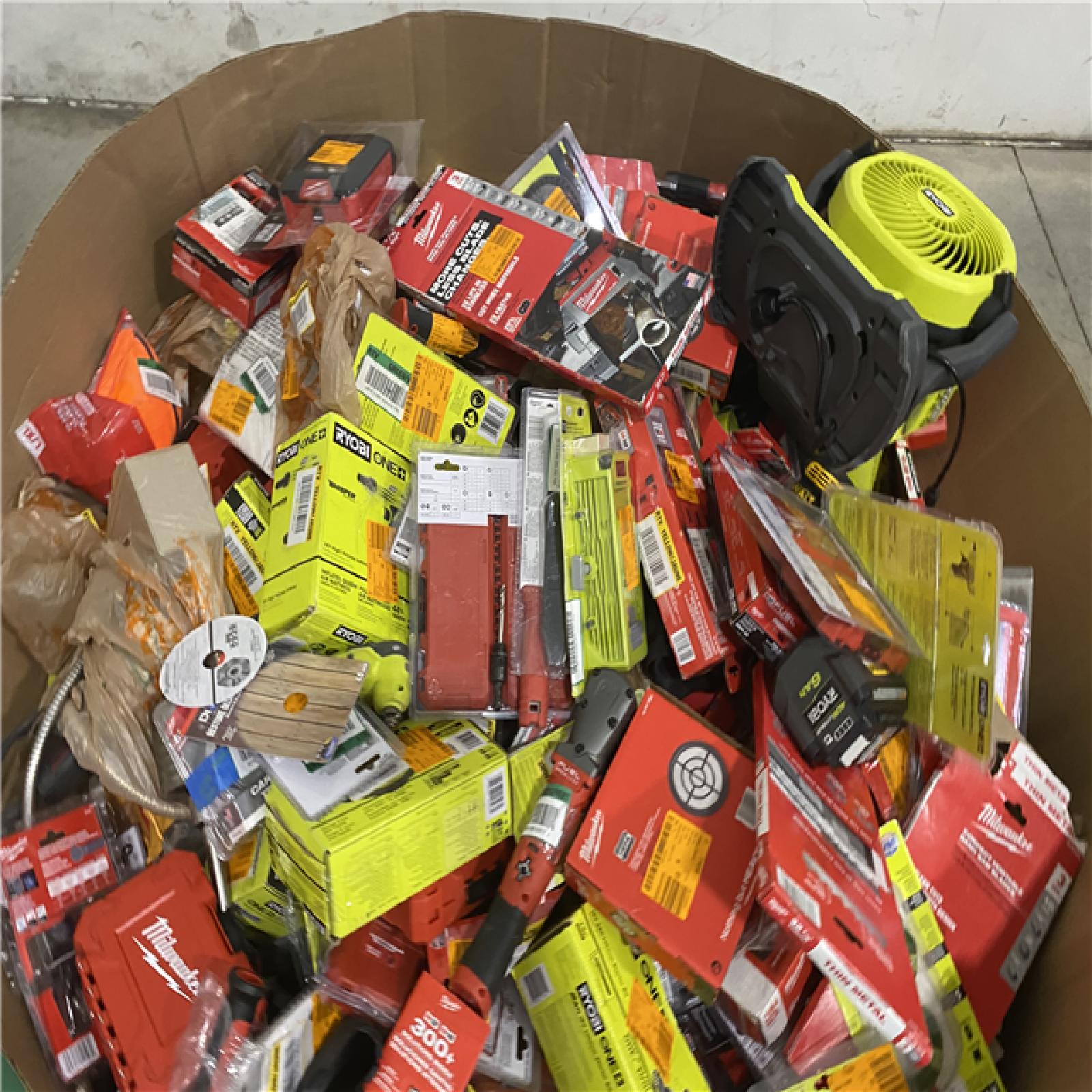 Dallas Location - As-Is Tool Pallet