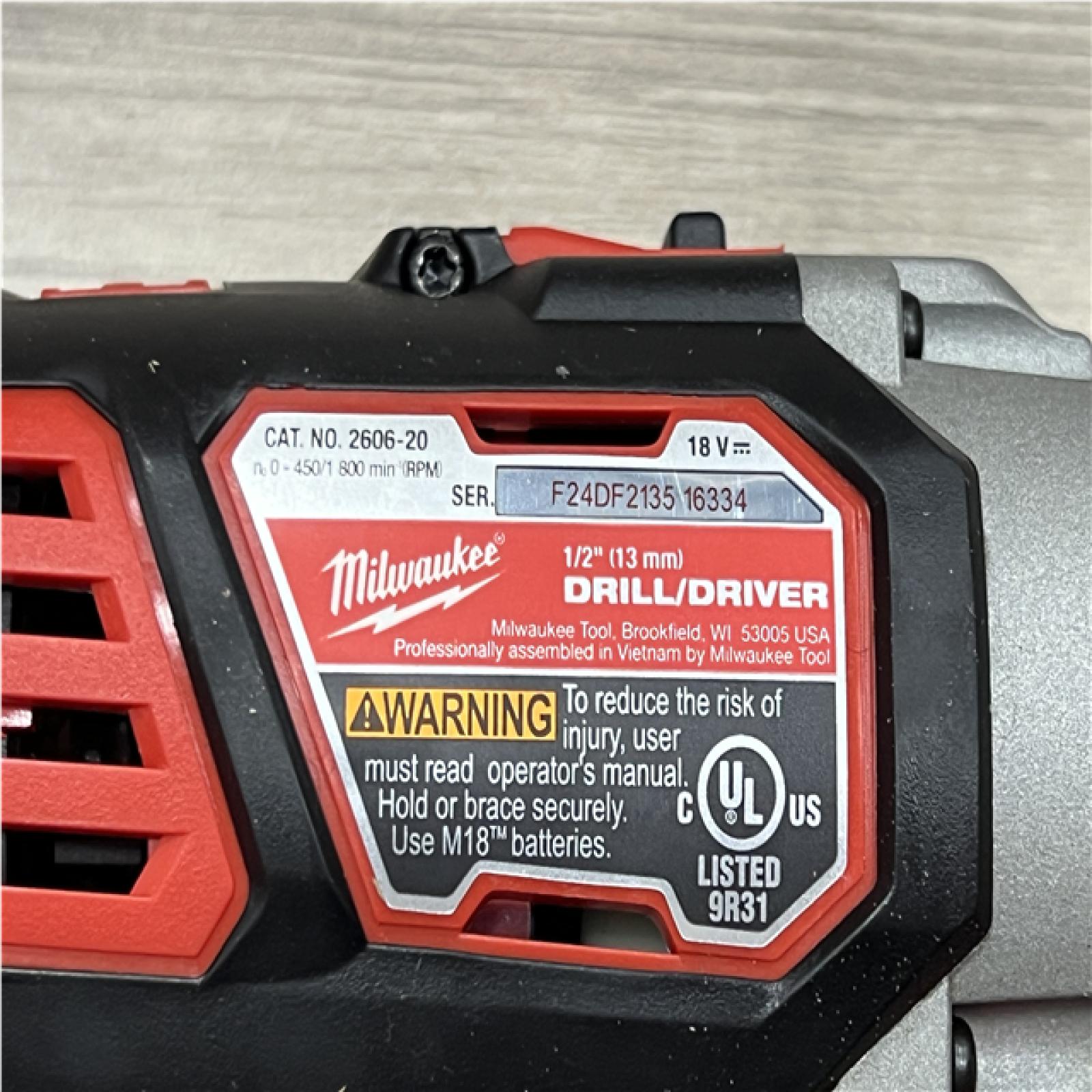 AS-IS Milwaukee 18V Lithium-Ion Cordless Drill Driver/Impact Driver Combo Kit