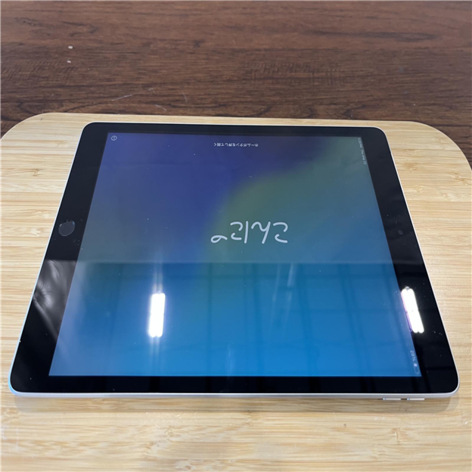 Apple 10.2-inch iPad Wi-Fi + Cellular 64GB - Silver (9th Generation)