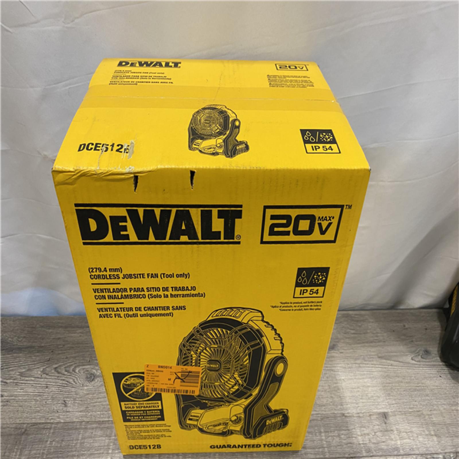 NEW - DEWALT 20V MAX Jobsite Fan (Tool Only)
