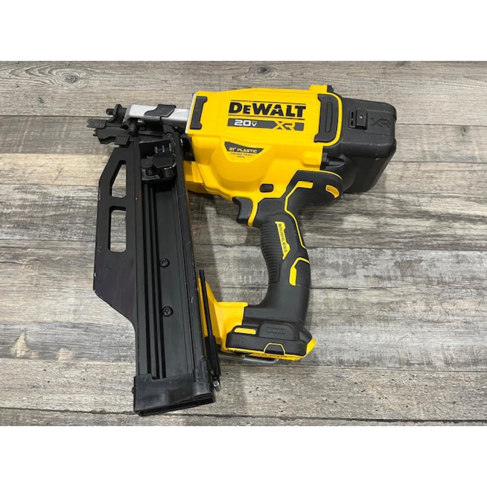 AS-IS DEWALT 20-Volt 21° Cordless Framing Nailer (Tool-Only)
