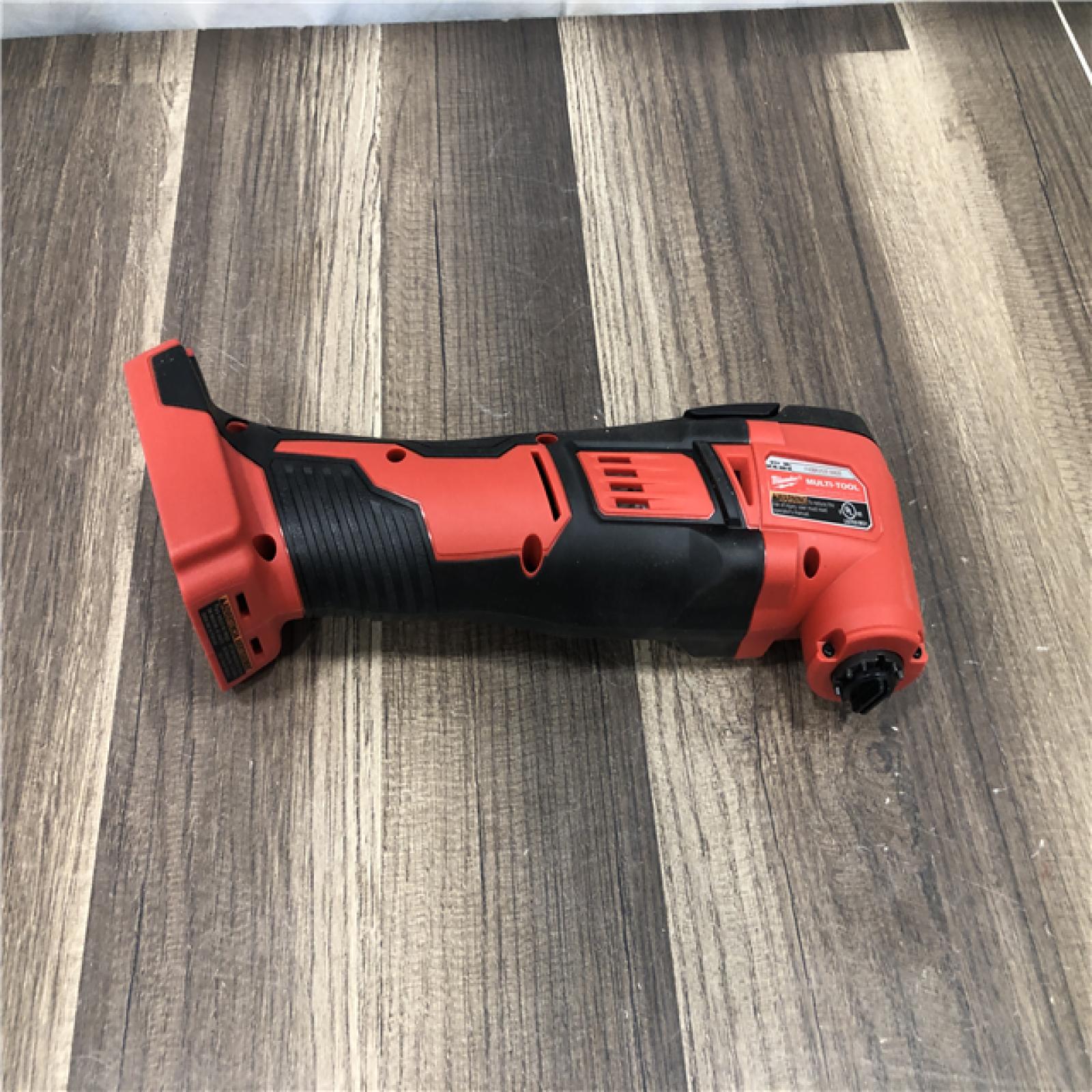AS-IS Milwaukee 18V Lithium-Ion Cordless Oscillating Multi-Tool (Tool-Only)