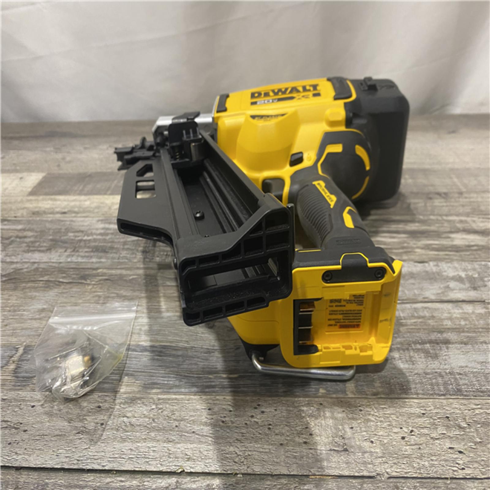 AS-IS DEWALT 20-Volt 21° Cordless Framing Nailer (Tool-Only)