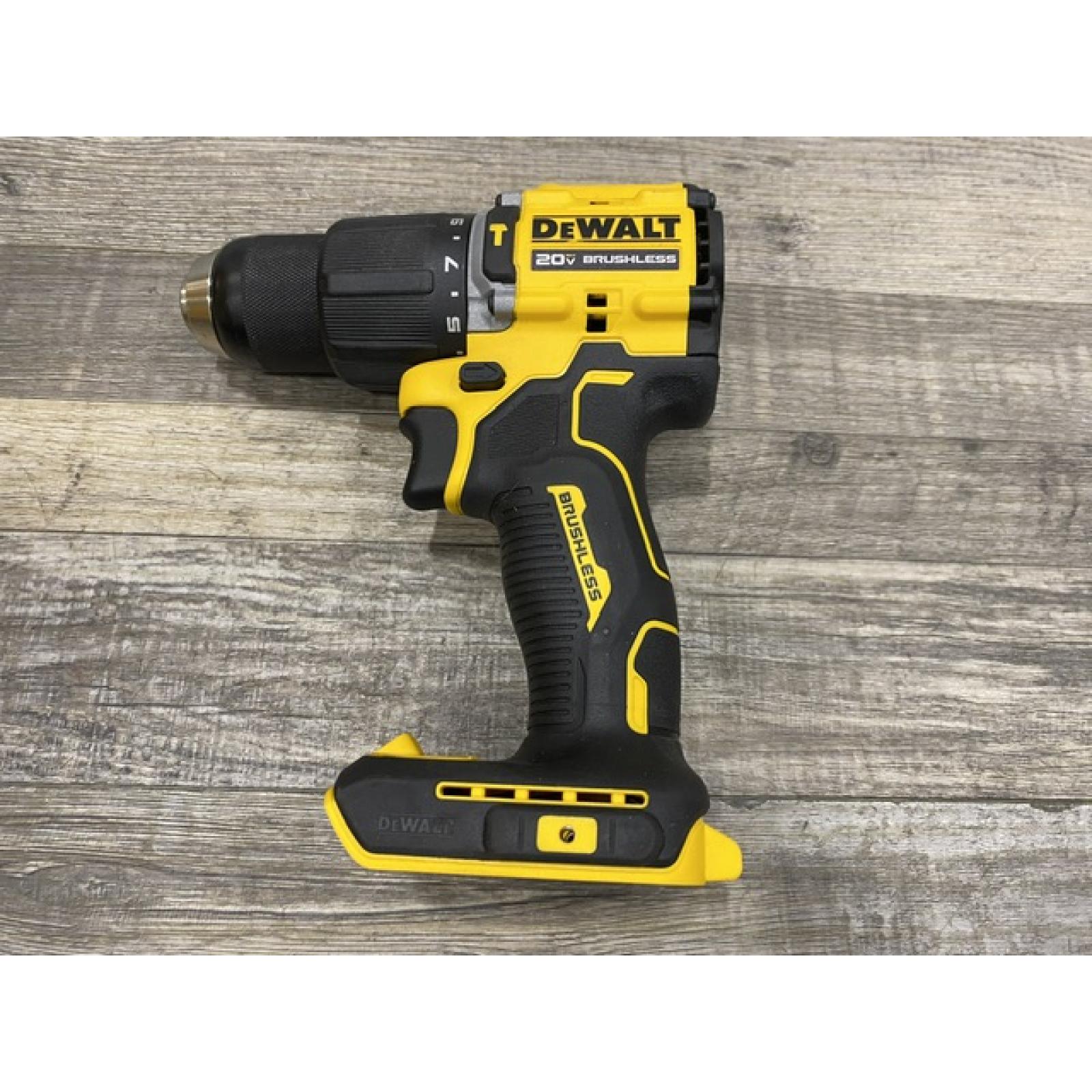 AS-IS DEWALT ATOMIC 20V Lithium-Ion Cordless 1/2 in. Hammer Drill Kit