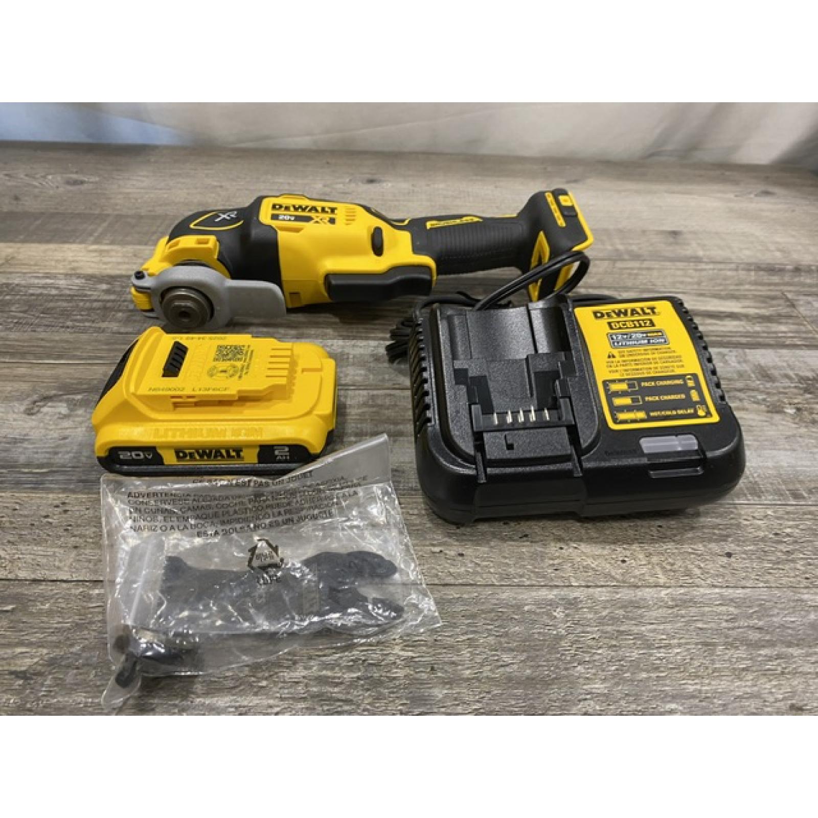 AS-IS DEWALT 20V MAX XR Cordless Brushless 3-Speed Oscillating Multi Tool Kit