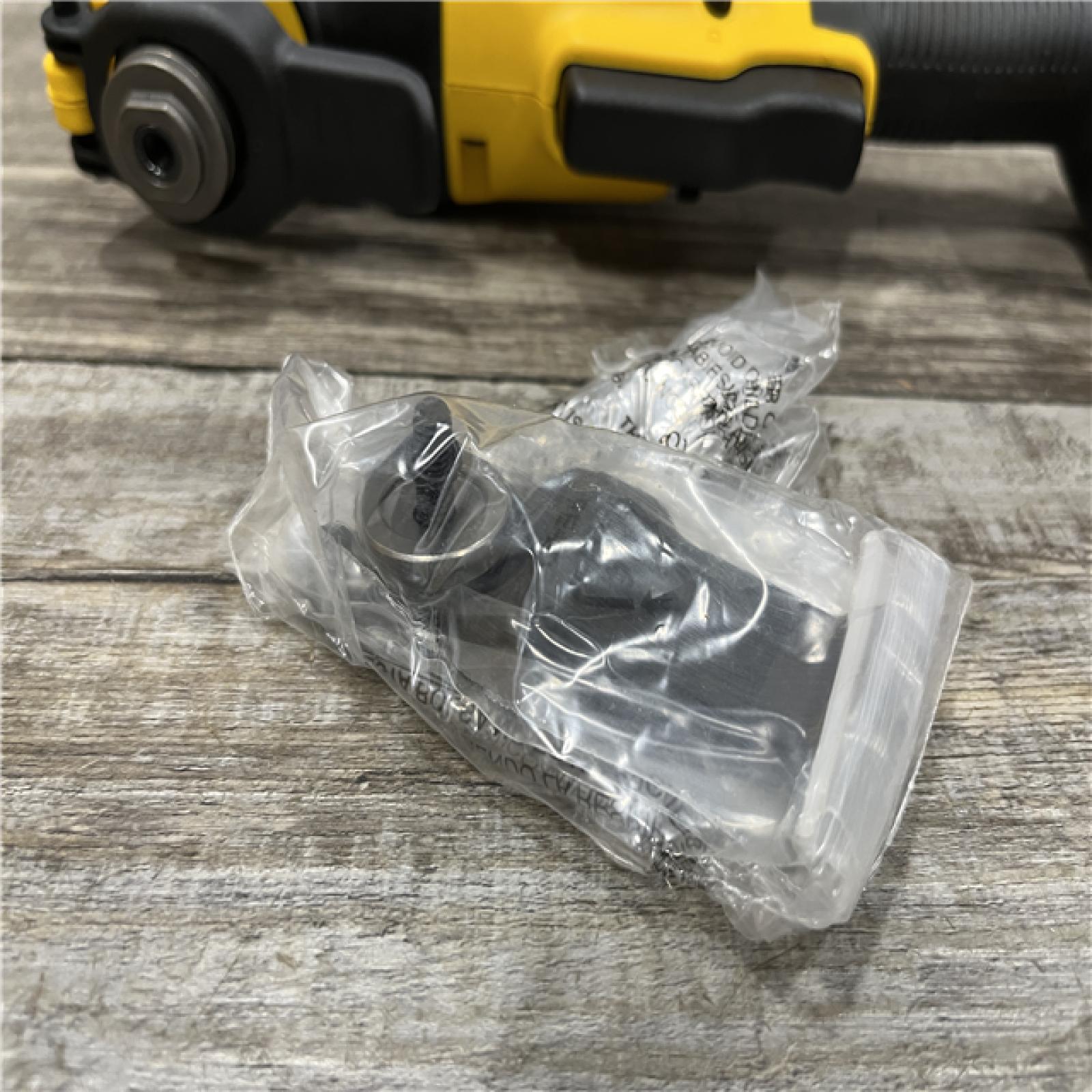AS-IS DEWALT ATOMIC 20V MAX Cordless Brushless Oscillating Multi Tool (Tool Only)