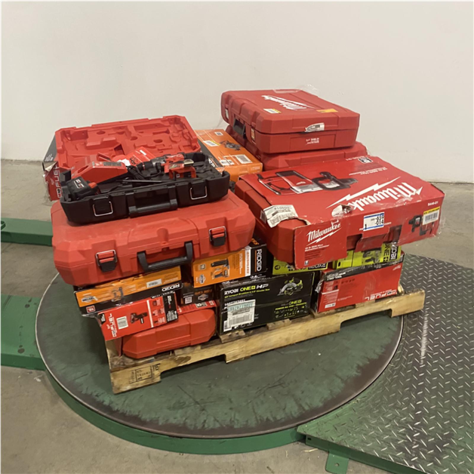 Dallas Location - As-Is Tool Pallet