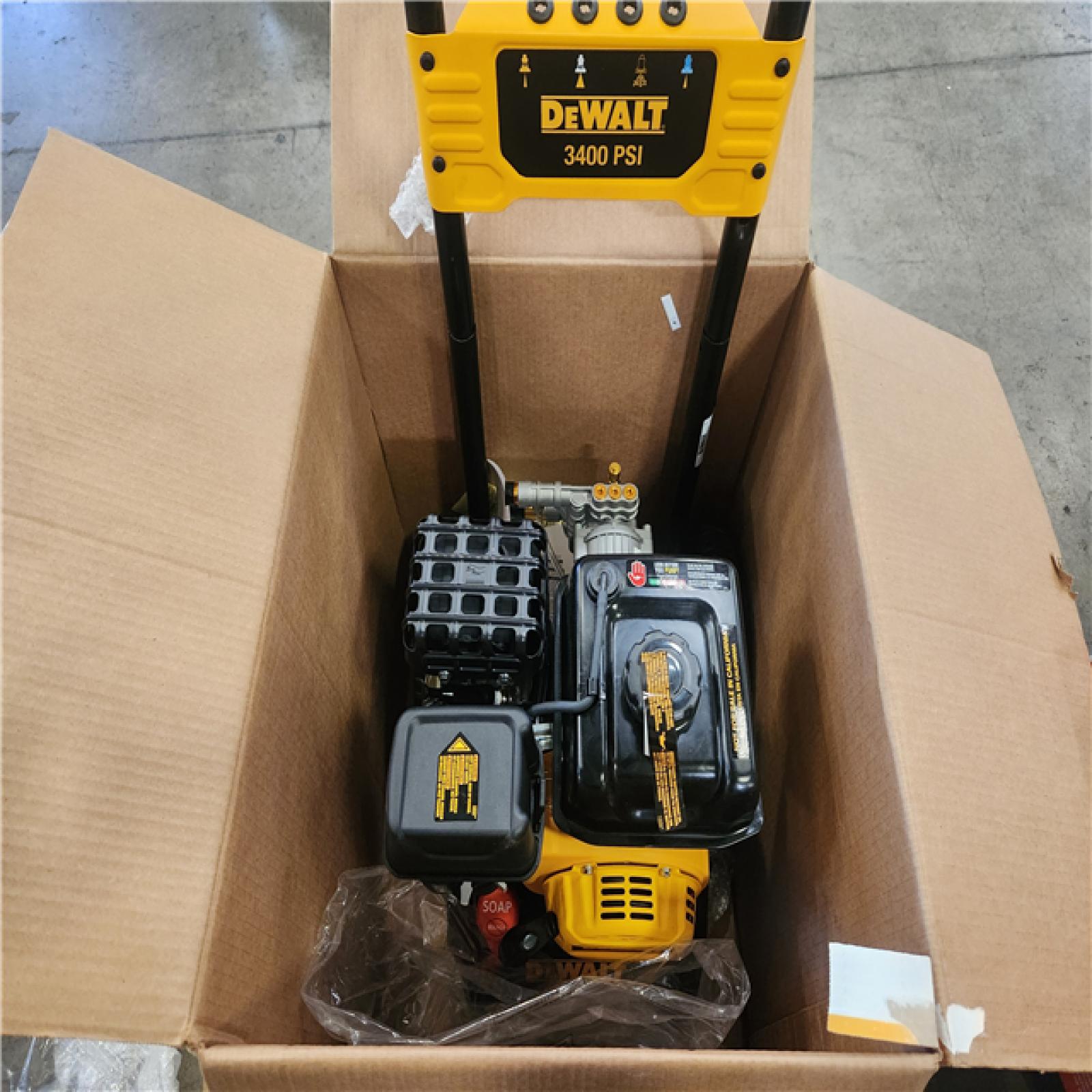Phoenix DEWALT 3400 PSI 2.5 GPM Gas Pressure Washer with Maintenance-Free Pump  Heavy-Duty Commercial Cold Water Power Washer