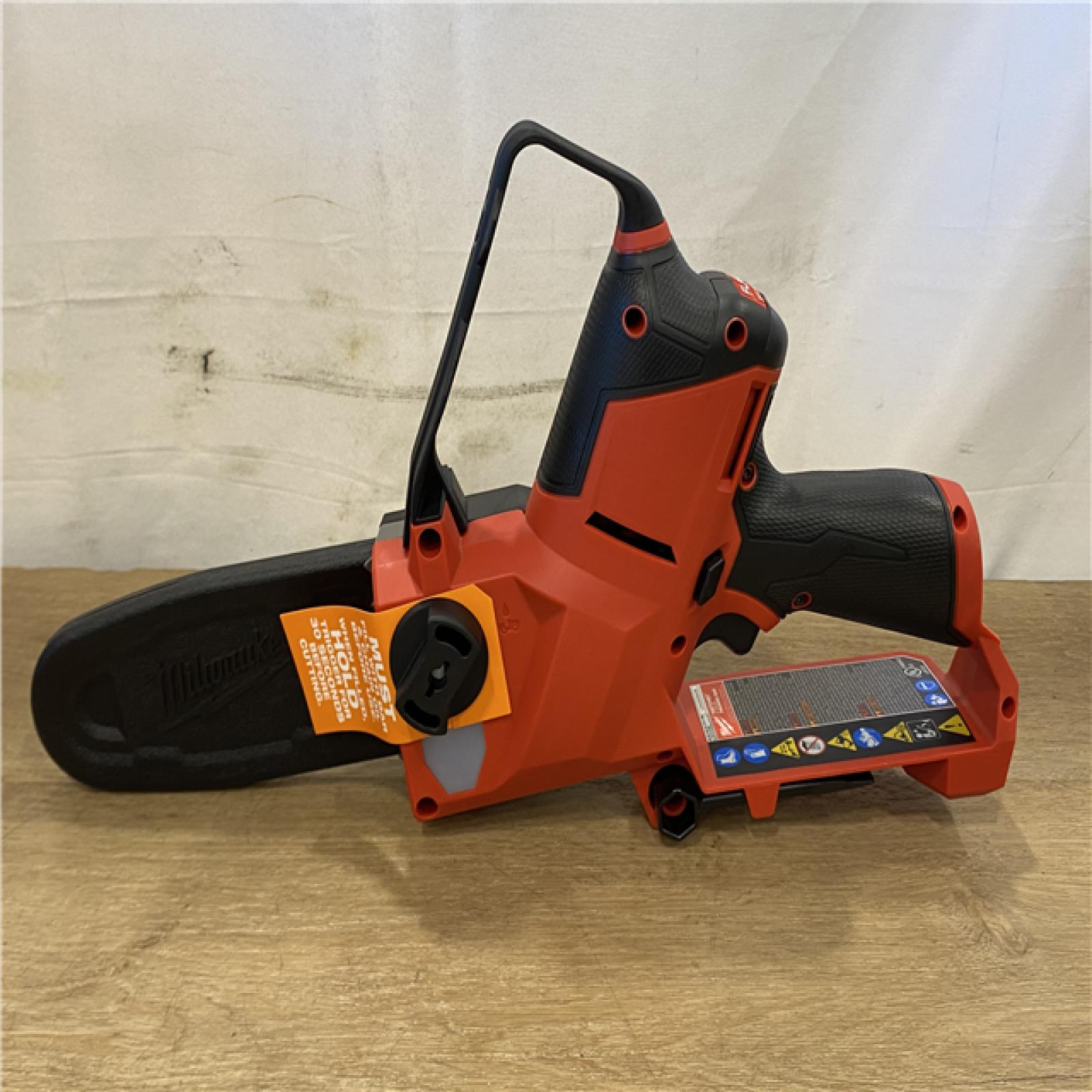 AS-IS Milwaukee FUEL 6 in. 12V Lithium-Ion Brushless Cordless Pruning Saw HATCHET (Tool-Only)