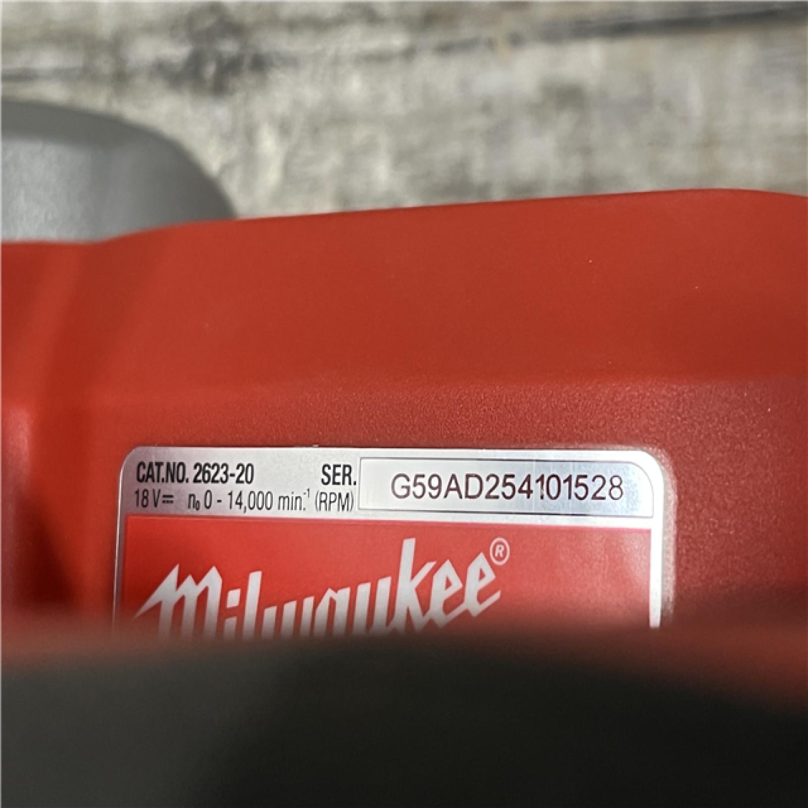 AS-IS Milwaukee 18V Lithium-Ion Cordless 3-1/4 in. Planer (Tool-Only)