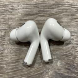 AS-IS Apple AirPods Pro 2 With MagSafe Charging Case (USB-C)