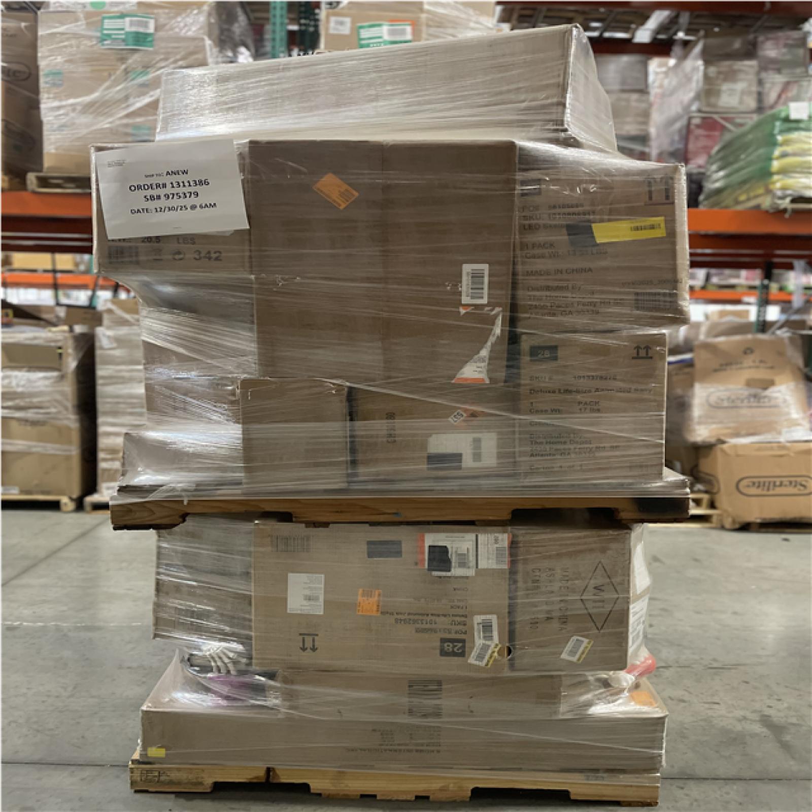 DALLAS LOCATION- AS-IS Mixed Holiday Pallet