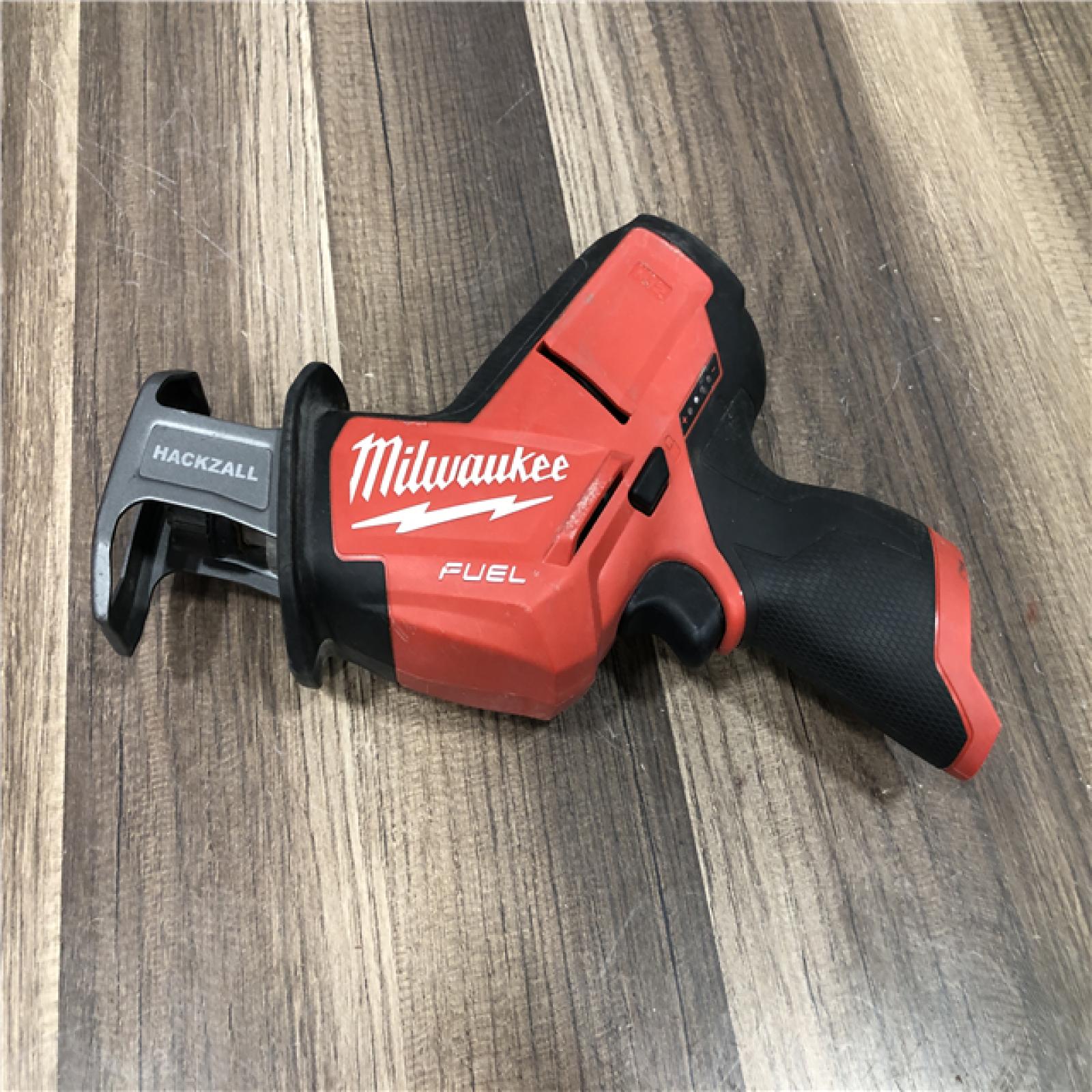 AS-IS Milwaukee  FUEL 12V Lithium-Ion Brushless Cordless HACKZALL Reciprocating Saw Kit