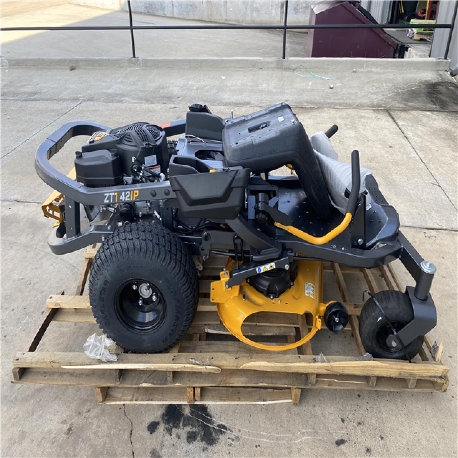 Houston Location - AS-IS Cub Cadet ZT1 42 Riding Mower
