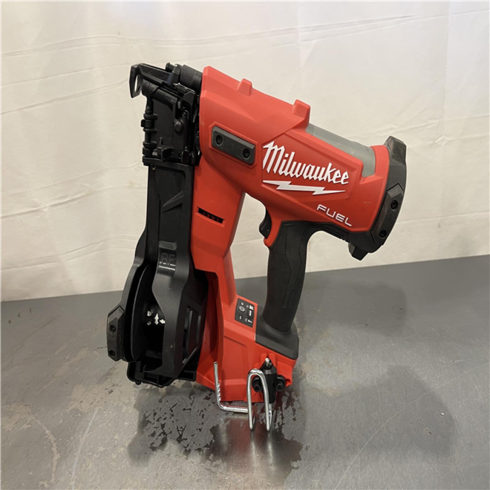 AS-IS - Milwaukee M18 FUEL 18-Volt Lithium-Ion Brushless Cordless Coil Roofing Nailer