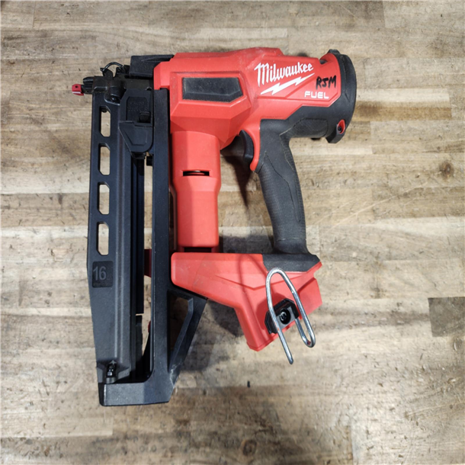 HOUSTON LOCATION - AS-IS Milwaukee Tool Cordless Finish Nail Gun 18 V 3020-20
