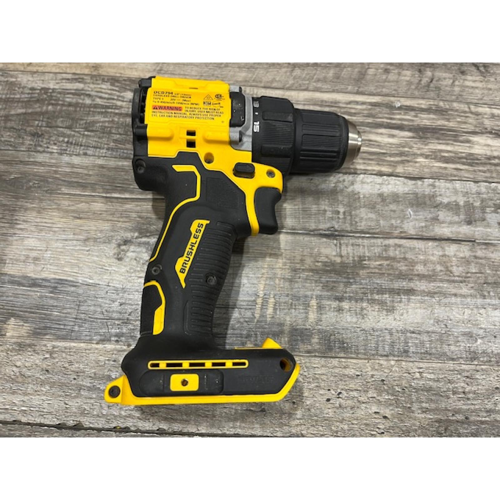 AS-IS DEWALT Atomic 20V Lithium-Ion Cordless Compact 1/2 in. Drill/Driver Kit