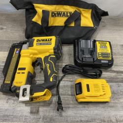 AS-IS DEWALT ATOMIC 20V MAX Lithium Ion Cordless 23 Gauge Pin Nailer Kit