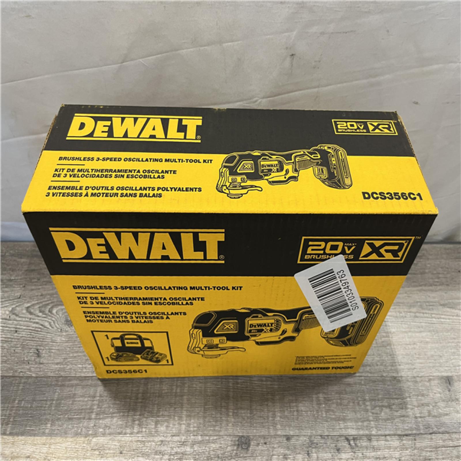 NEW - DEWALT 20V MAX XR Cordless Brushless 3-Speed Oscillating Multi Tool Kit