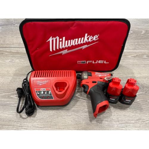 AS-IS Milwaukee FUEL SURGE 12V Lithium-Ion Brushless Cordless 1/4 in. Hex Impact Driver Compact Kit