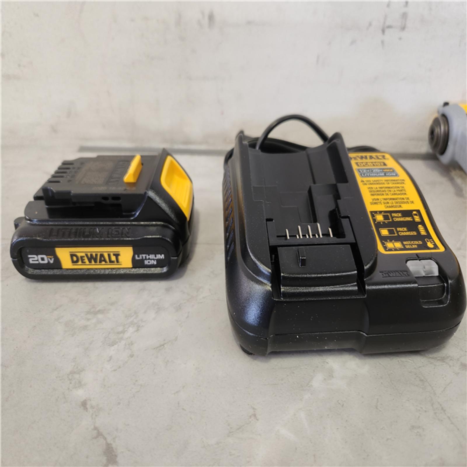 Phoenix NEW DEWALT 20V MAX XR Cordless Brushless 3-Speed Oscillating Multi Tool with (1) 20V 1.5Ah Battery and Charger