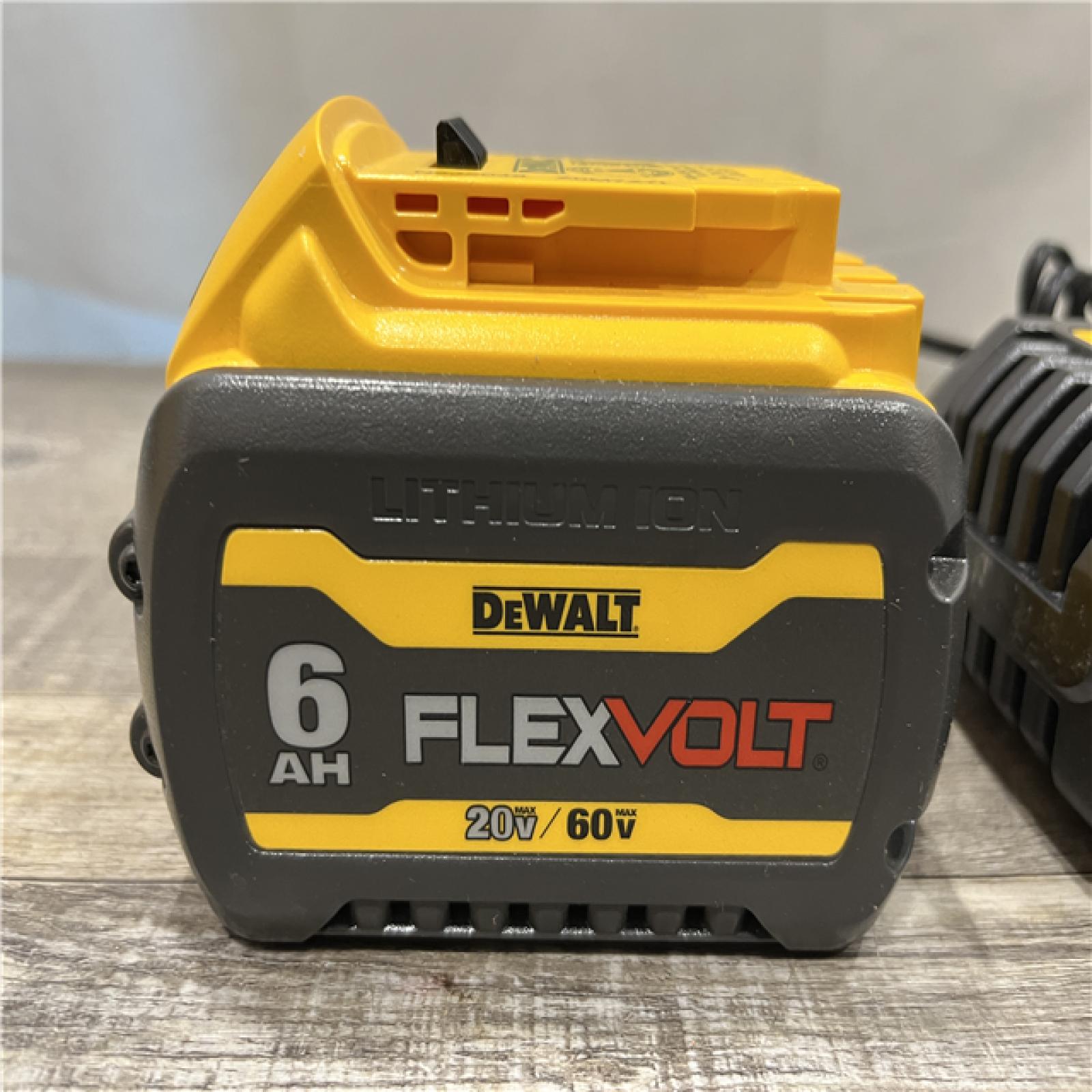 AS-IS DEWALT FLEXVOLT 20V/60V MAX Lithium-Ion 6.0Ah Battery Pack Kit