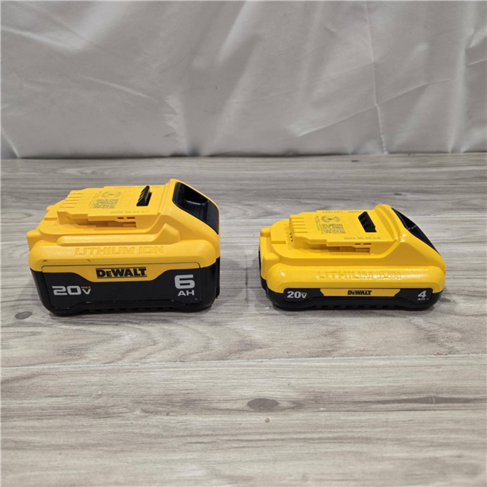 AS-IS DEWALT 20V MAX Lithium-Ion 6.0Ah and 4.0Ah Battery and Charger Starter Kit