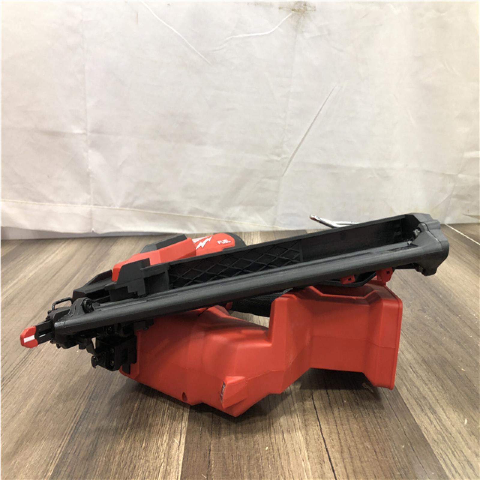 AS-IS Milwaukee FUEL 18V Lithium-Ion Brushless Cordless Gen II 15-Gauge Angled Nailer (Tool-Only)