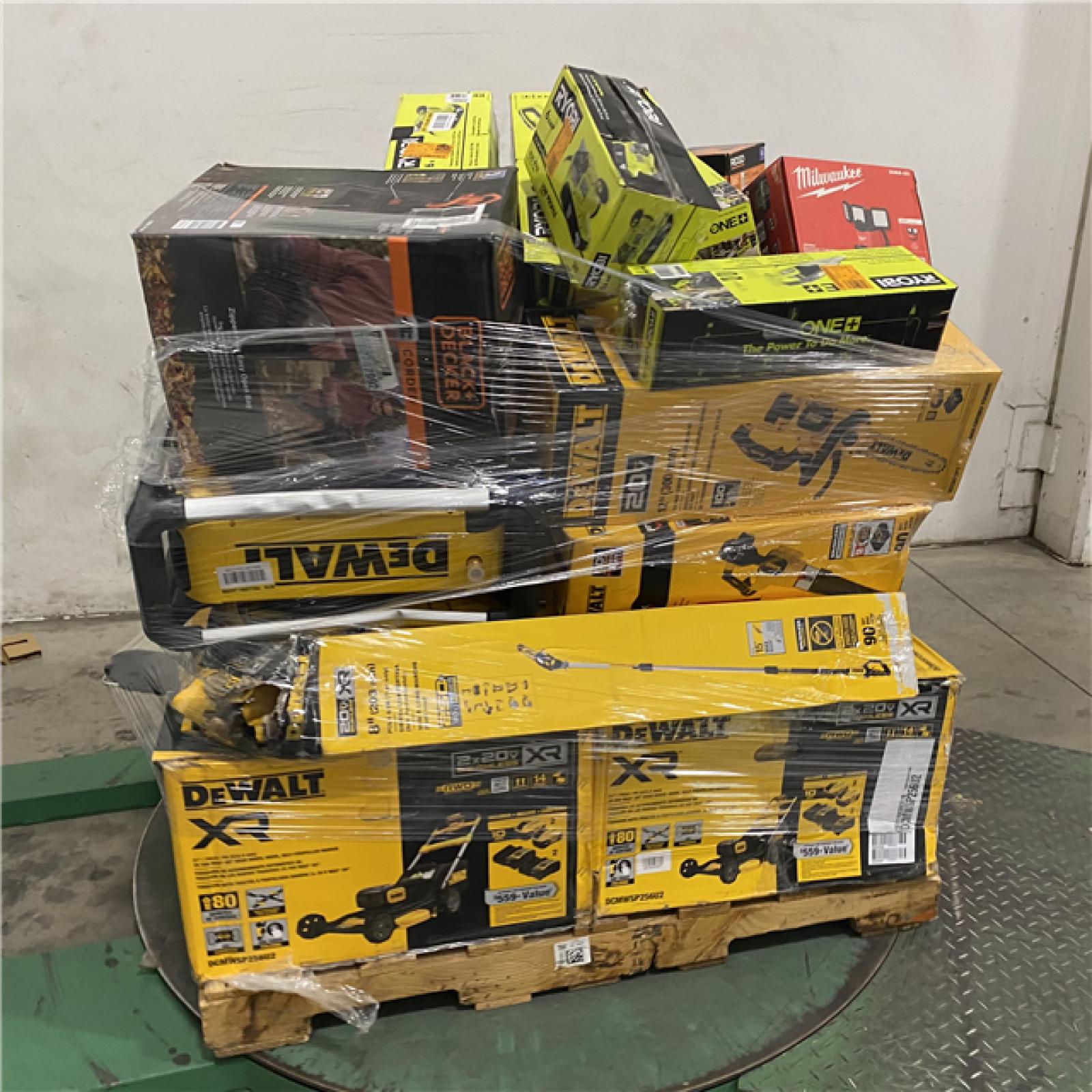 Dallas Location - As-Is Tool Pallet